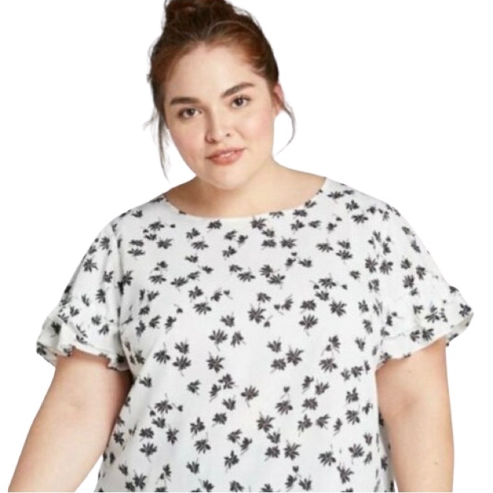 NWOT Lane Bryant Flutter Steve Top